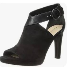 Via Spiga Black Peep-Toe Heels with Buckle Strap